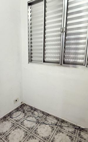 Casa para alugar com 100m², 3 quartos e sem vaga Casa para alugar com 100m², 3 quartos e sem vagaQuarto