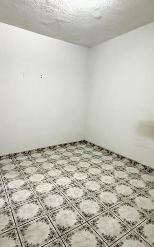 Casa para alugar com 100m², 3 quartos e sem vaga Casa para alugar com 100m², 3 quartos e sem vagaQuarto