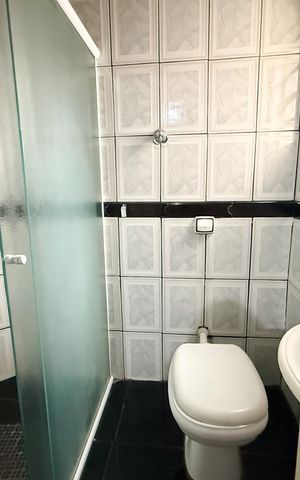 Casa para alugar com 100m², 3 quartos e sem vaga Casa para alugar com 100m², 3 quartos e sem vagaBanheiro