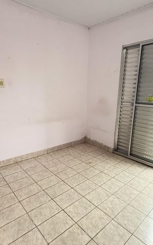 Casa para alugar com 100m², 3 quartos e sem vaga Casa para alugar com 100m², 3 quartos e sem vagaQuarto