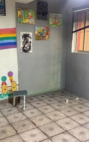 Casa para alugar com 100m², 3 quartos e sem vaga Casa para alugar com 100m², 3 quartos e sem vagaSala
