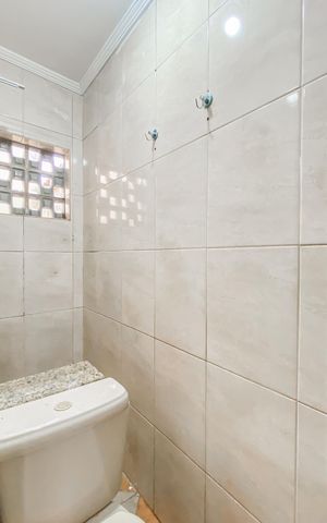 Casa para alugar com 80m², 2 quartos e sem vaga Casa para alugar com 80m², 2 quartos e sem vagaBanheiro