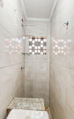 Casa para alugar com 80m², 2 quartos e sem vaga Casa para alugar com 80m², 2 quartos e sem vagaBanheiro