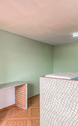 Casa para alugar com 80m², 2 quartos e sem vaga Casa para alugar com 80m², 2 quartos e sem vagaCozinha /área de serviço