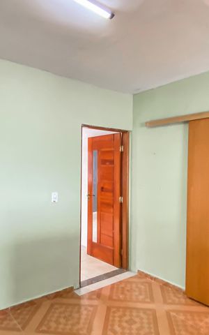 Casa para alugar com 80m², 2 quartos e sem vaga Casa para alugar com 80m², 2 quartos e sem vagaSala