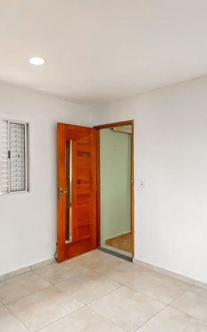 Casa para alugar com 80m², 2 quartos e sem vaga Casa para alugar com 80m², 2 quartos e sem vagaQuarto 1