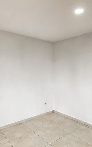 Casa para alugar com 80m², 2 quartos e sem vaga Casa para alugar com 80m², 2 quartos e sem vagaQuarto 1