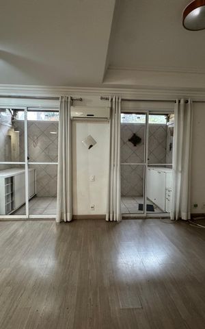 Casa de condomínio à venda com 120m², 3 quartos e 2 vagas Casa de condomínio à venda com 120m², 3 quartos e 2 vagasSala
