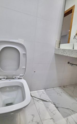 Casa para alugar com 360m², 3 quartos e 4 vagasSala - Lavabo 