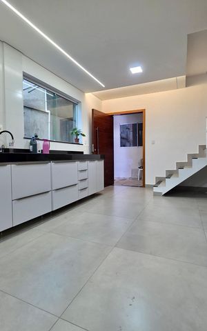 Casa para alugar com 360m², 3 quartos e 4 vagasCozinha 