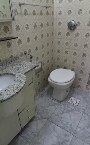 Apartamento à venda com 71m², 2 quartos e 1 vagaBanheiro