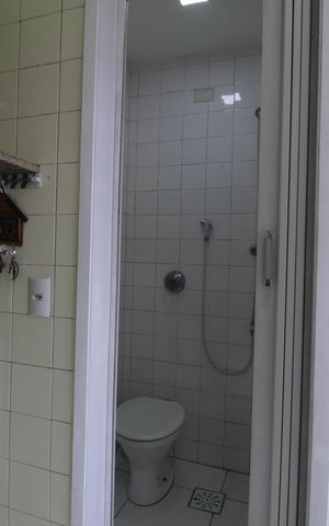 Apartamento à venda com 71m², 2 quartos e 1 vagaBanheiro de Serviço