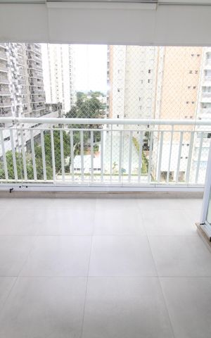Apartamento para alugar com 77m², 3 quartos e 1 vagaSacada