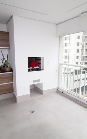 Apartamento para alugar com 77m², 3 quartos e 1 vagaSacada