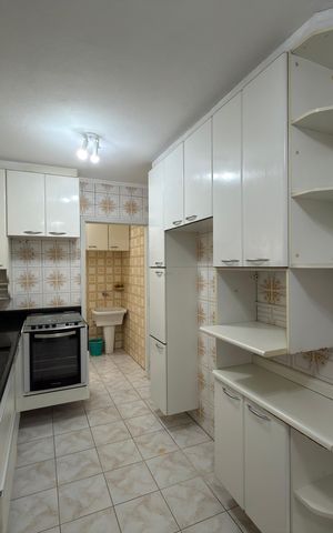 Apartamento para alugar com 60m², 2 quartos e 1 vaga Apartamento para alugar com 60m², 2 quartos e 1 vagaCozinha e Área de Serviço