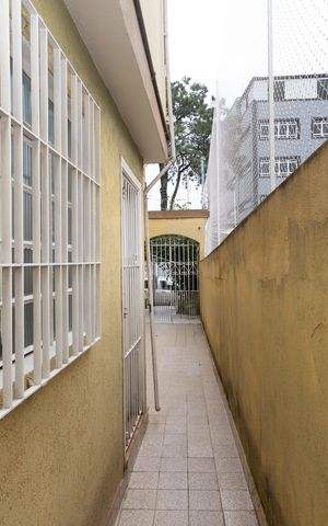Casa à venda com 171m², 5 quartos e 2 vagasQuintal