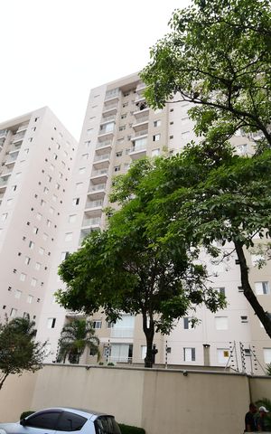 Apartamento para alugar com 49m², 2 quartos e 1 vagaFachada do bloco
