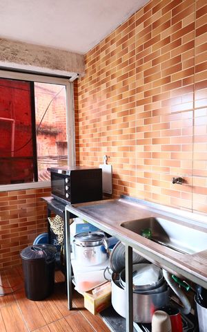Casa à venda com 75m², 3 quartos e 4 vagasÁrea de Serviço