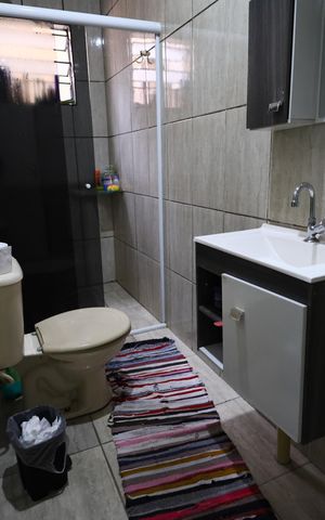 Casa à venda com 75m², 3 quartos e 4 vagasBanheiro