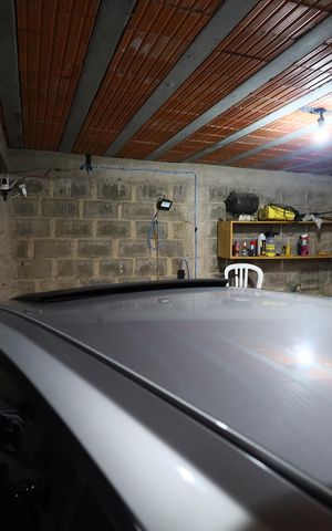 Casa à venda com 75m², 3 quartos e 4 vagasGaragem