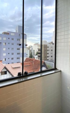 Apartamento à venda com 130m², 4 quartos e 2 vagas Apartamento à venda com 130m², 4 quartos e 2 vagasVaranda Quarto 2