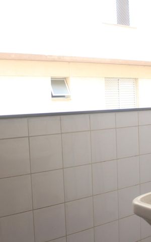 Apartamento para alugar com 72m², 2 quartos e 1 vagaÁrea de Serviço