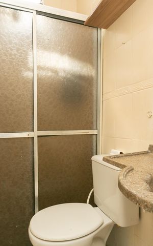 Casa para alugar com 70m², 2 quartos e 1 vaga Casa para alugar com 70m², 2 quartos e 1 vagaBanheiro