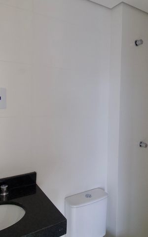 Apartamento à venda com 47m², 2 quartos e 1 vaga Apartamento à venda com 47m², 2 quartos e 1 vagaBanheiro