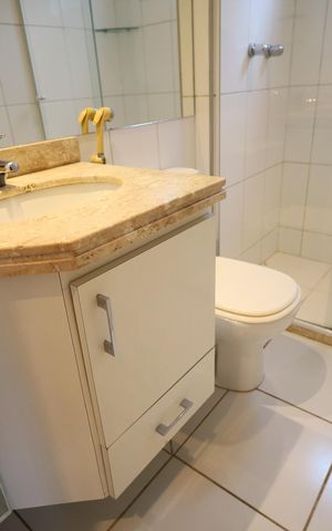 Apartamento à venda com 90m², 2 quartos e 2 vagasBanheiro da Suíte 1