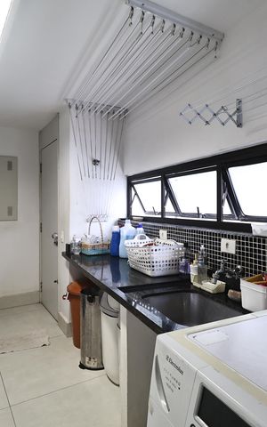 Apartamento para alugar com 200m², 3 quartos e 2 vagasLavanderia