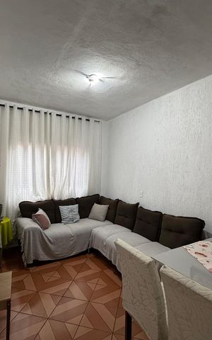 Casa à venda com 65m², 3 quartos e sem vaga Casa à venda com 65m², 3 quartos e sem vagaSala