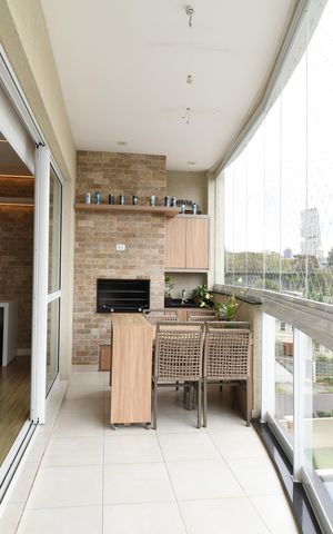 Apartamento para alugar com 185m², 4 quartos e 2 vagasSacada