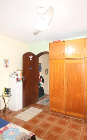 Casa à venda com 250m², 3 quartos e 2 vagasQuarto 4