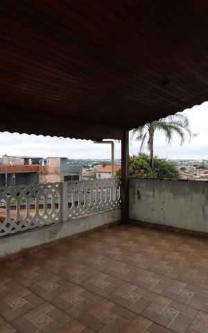Casa à venda com 250m², 3 quartos e 2 vagasVaranda do Quarto 4