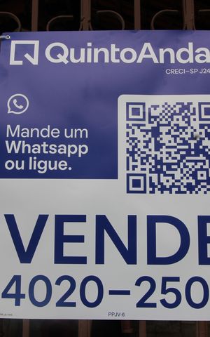 Casa à venda com 250m², 3 quartos e 2 vagasFachada