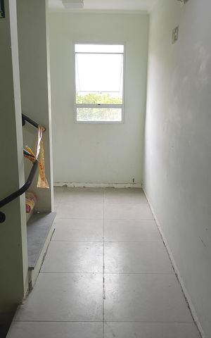 Apartamento para alugar com 50m², 2 quartos e 1 vaga Apartamento para alugar com 50m², 2 quartos e 1 vagaEscada