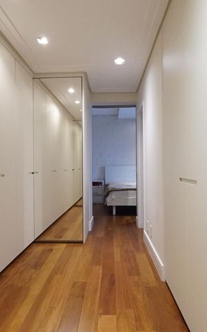 Apartamento à venda com 226m², 4 quartos e 4 vagasSuíte 4