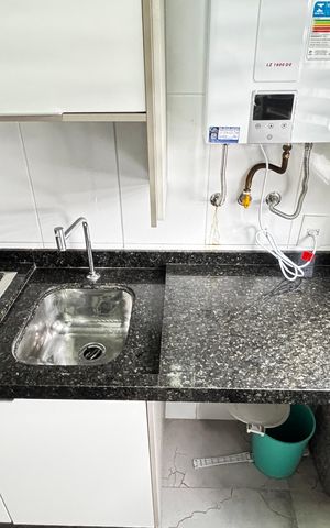 Apartamento para alugar com 60m², 2 quartos e 1 vaga Apartamento para alugar com 60m², 2 quartos e 1 vagaCozinha e Área de Serviço