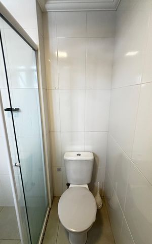 Apartamento para alugar com 60m², 2 quartos e 1 vaga Apartamento para alugar com 60m², 2 quartos e 1 vagaBanheiro da Suíte