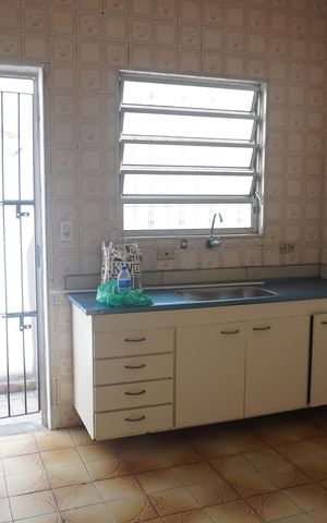 Casa à venda com 73m², 2 quartos e 2 vagasCozinha