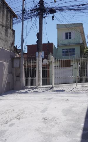 Casa à venda com 73m², 2 quartos e 2 vagasÁrea externa