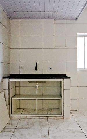 Casa para alugar com 200m², 3 quartos e 2 vagas Casa para alugar com 200m², 3 quartos e 2 vagasSala e cozinha