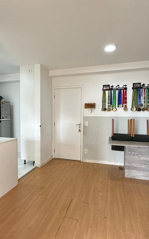 Apartamento à venda com 65m², 2 quartos e 1 vaga Apartamento à venda com 65m², 2 quartos e 1 vagaSala