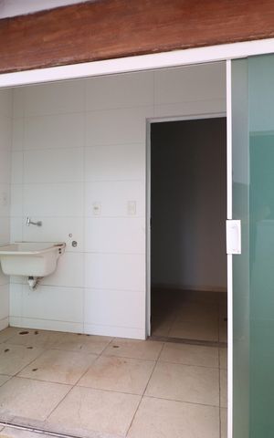 Casa para alugar com 250m², 3 quartos e 2 vagasÁrea de Serviço