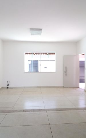 Casa para alugar com 250m², 3 quartos e 2 vagasSala
