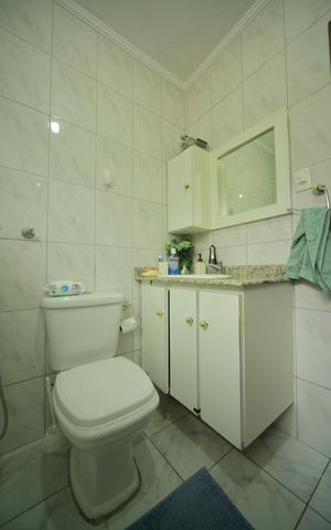 Casa para alugar com 140m², 2 quartos e 3 vagasBanheiro 