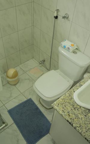 Casa para alugar com 140m², 2 quartos e 3 vagasBanheiro 