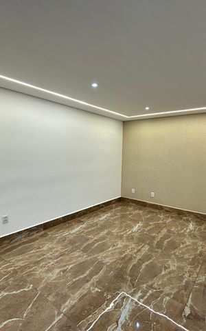 Apartamento à venda com 130m², 2 quartos e 1 vaga Apartamento à venda com 130m², 2 quartos e 1 vagaSala