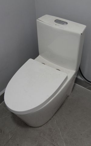 Casa à venda com 360m², 6 quartos e 4 vagasBanheiro Social