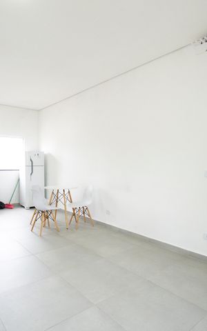Apartamento à venda com 33m², 1 quarto e sem vaga Apartamento à venda com 33m², 1 quarto e sem vagaSalão de festas
